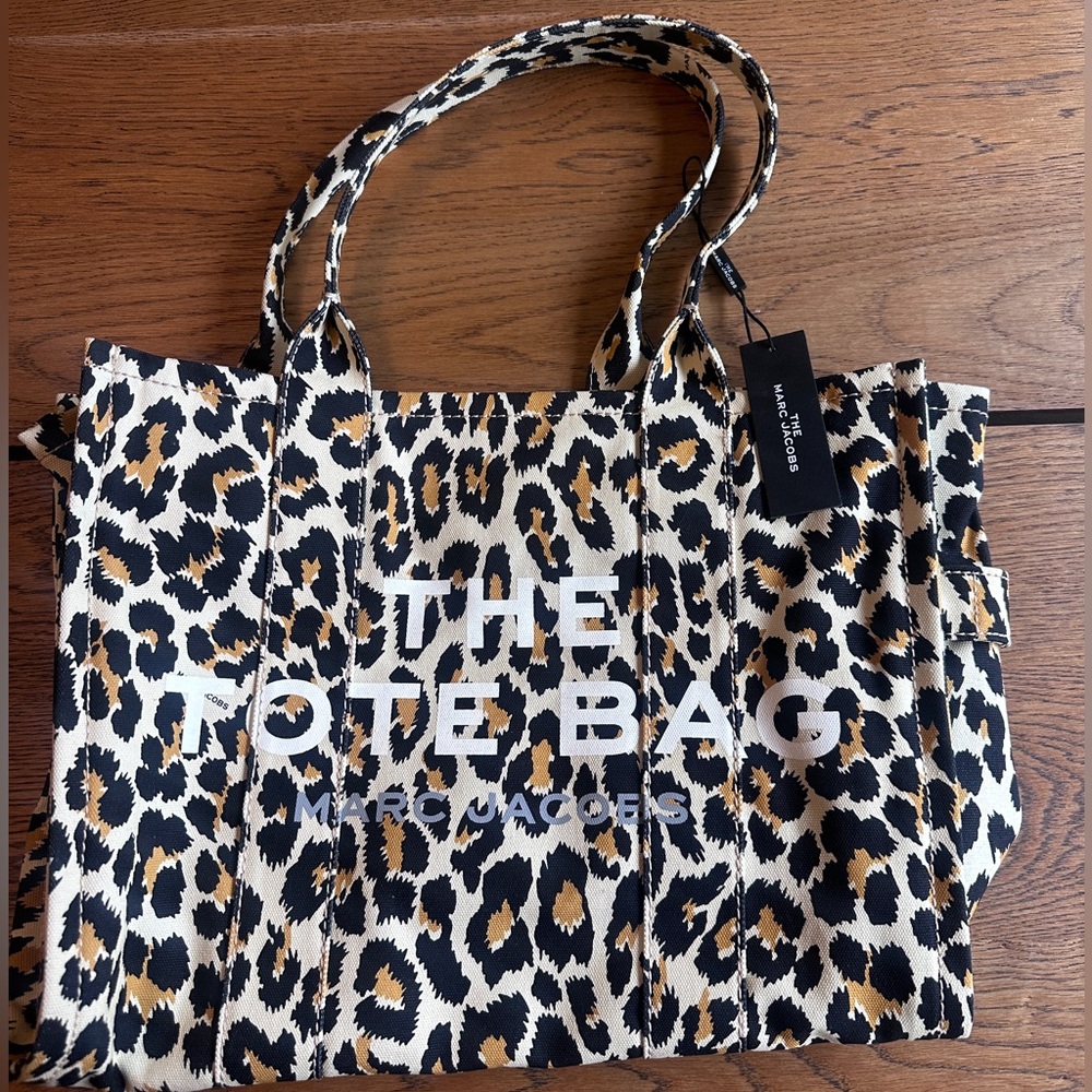 LIMITED EDITION LARGE Marc Jacobs Leopard Print Tote Bag